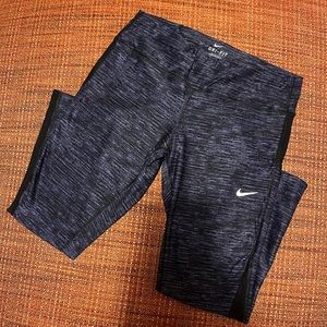 Nike Dri Fit Capri leggings